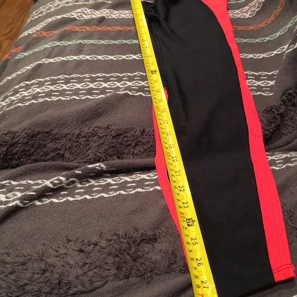 NWT Under Armour Compression Leggings - Picture 8 of 8